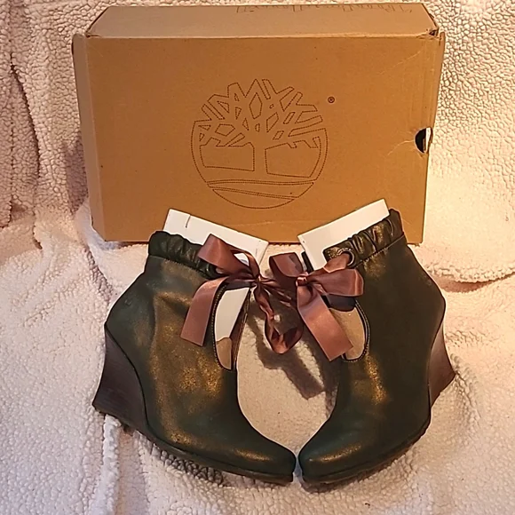 Timberland Shoes Timberland Womens Leather Bronze Metallic